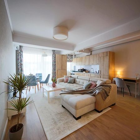Stylish Condo - Parking And Balcony Cluj Napoca Bagian luar foto