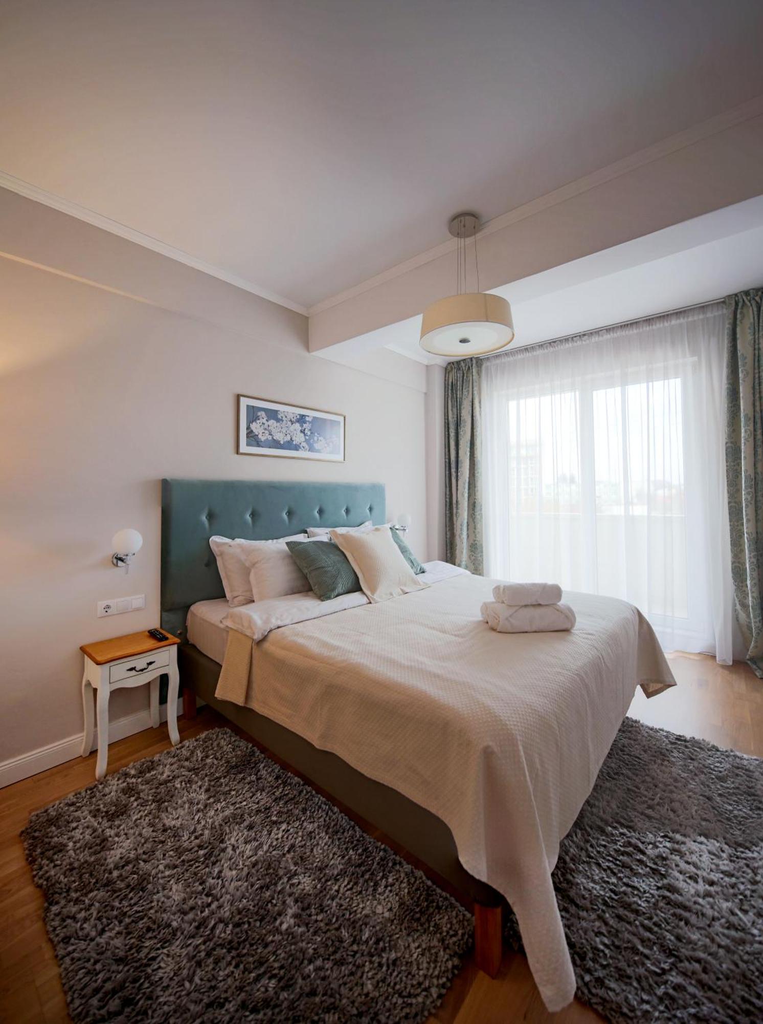 Stylish Condo - Parking And Balcony Cluj Napoca Bagian luar foto