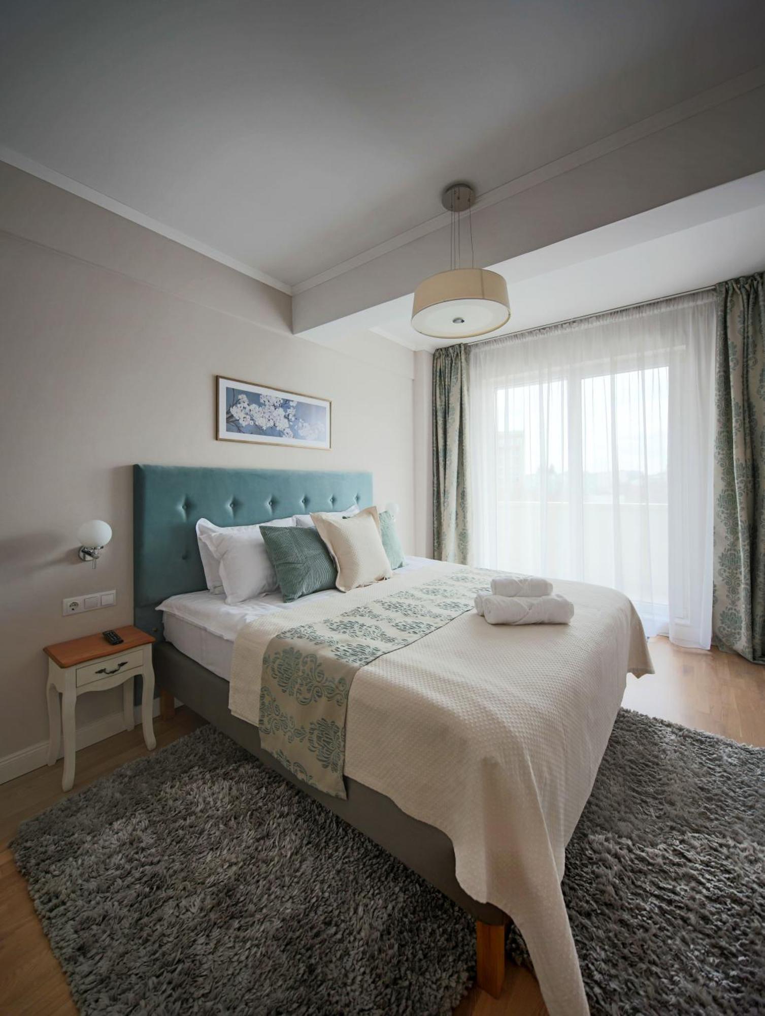 Stylish Condo - Parking And Balcony Cluj Napoca Bagian luar foto